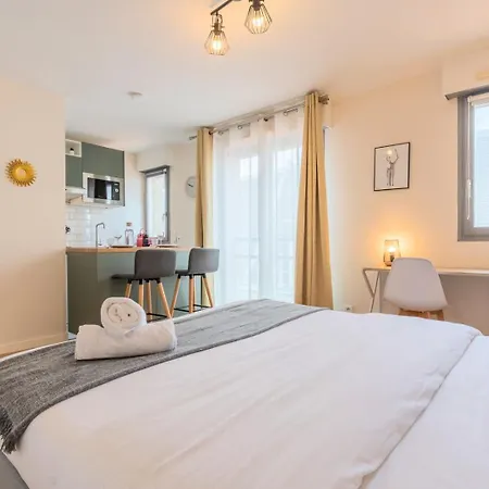 Hypercentre Equipped For 2 People! Apartmán