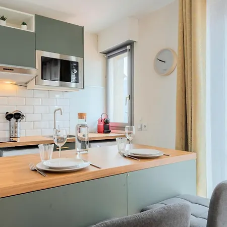 Hypercentre Equipped For 2 People! Lille