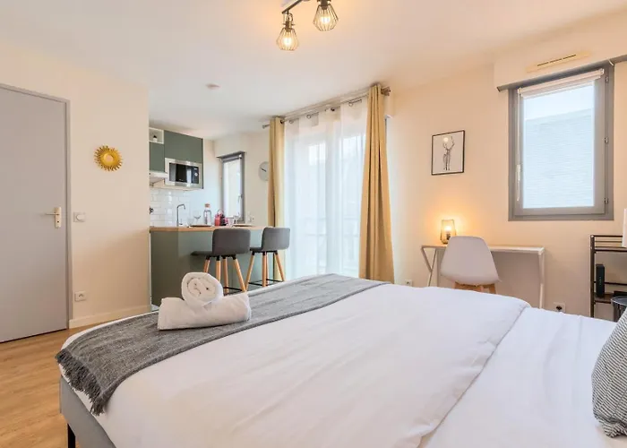 Hypercentre Equipped For 2 People! Apartamento